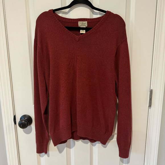 L.L. Bean Red V Neck Cotton/Cashmere Blended‎ Pullover Sweater - Size Medium - Picture 1 of 7